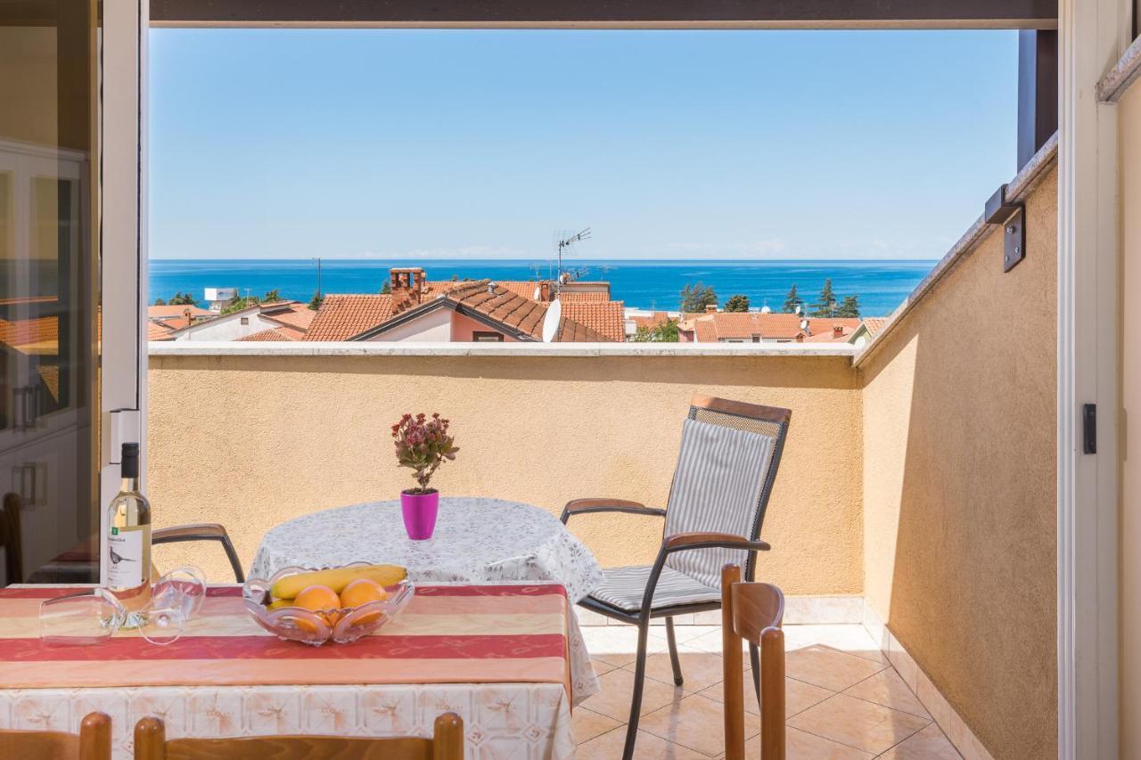 Bella Vista Lägenhet Poreč Exteriör bild
