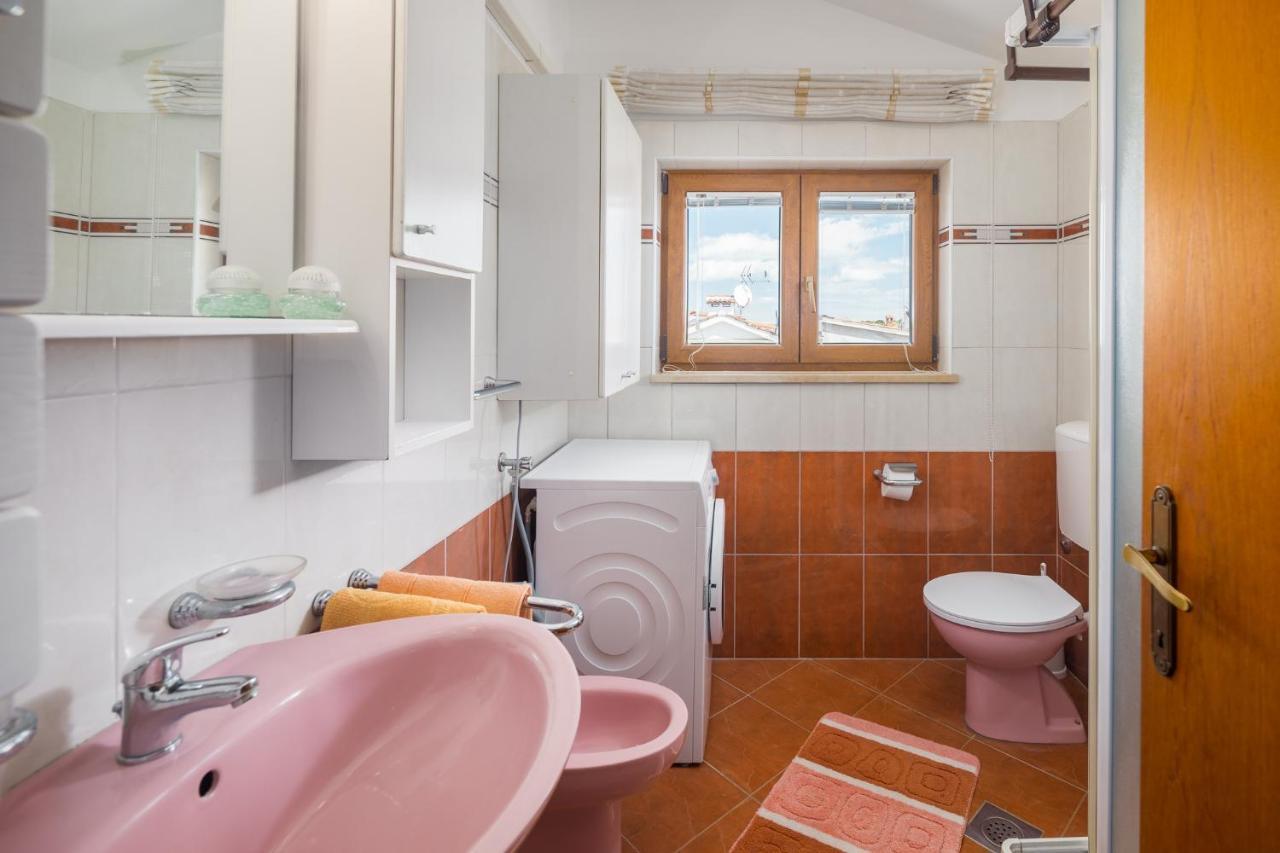 Bella Vista Lägenhet Poreč Exteriör bild