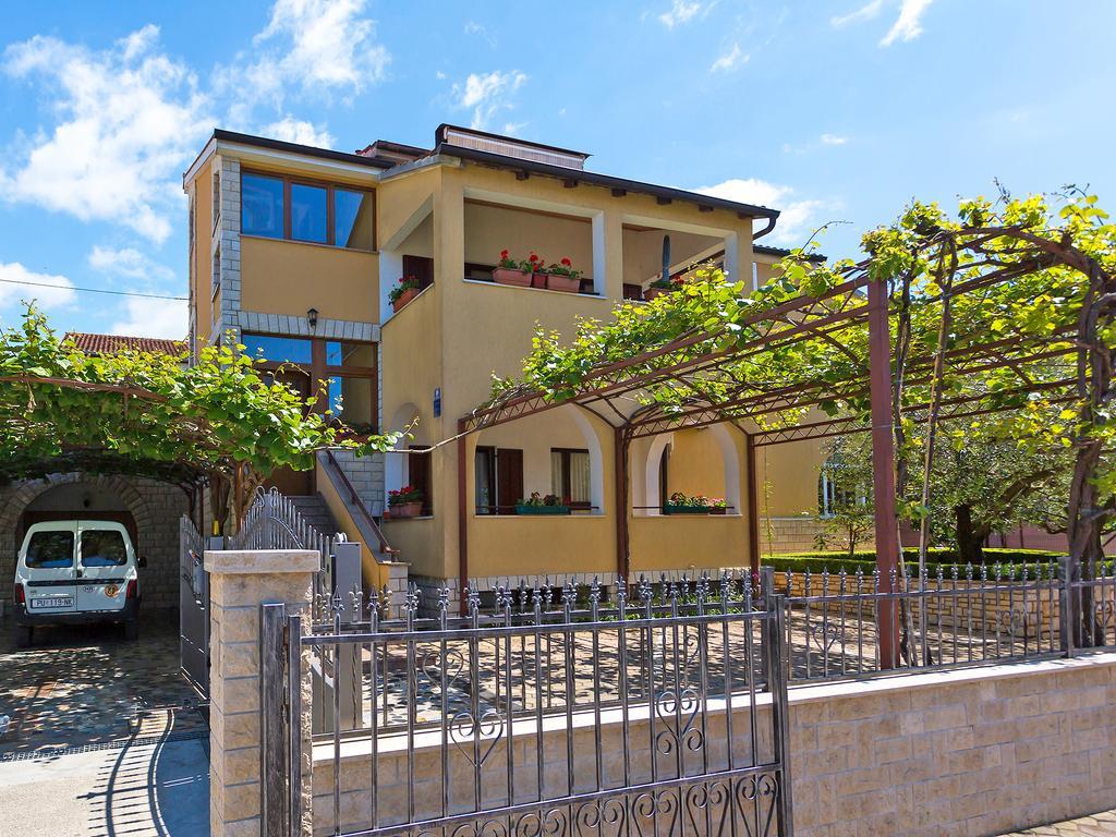 Bella Vista Lägenhet Poreč Exteriör bild